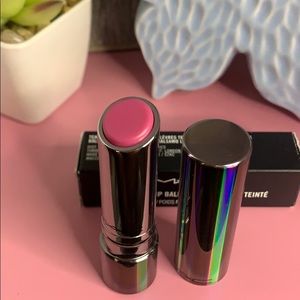 BRAND NEW MAC LIPSTICK